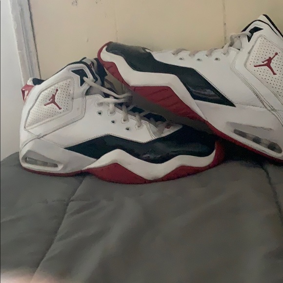 Jordan B’loyal - Picture 3 of 5